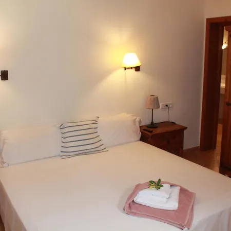 Hotel Rural Nou Dalt Muntanya 3*
