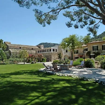 Rural Nou Dalt Muntanya Hotel 3*